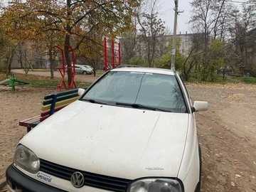 Авто Volkswagen Golf 1996 № 8300878