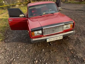 Авто ВАЗ 2107 2004 № 8300883