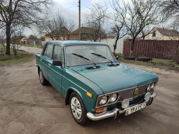 Авто ВАЗ 2103 1980 № 8300897