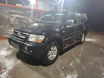 Авто Mitsubishi Pajero 2004 № 8300946