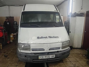 Авто Renault Master 2001 № 8300948