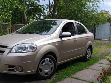 Авто Chevrolet Aveo 2008 № 8301005