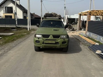 Авто Mitsubishi Pajero 2005 № 8301213