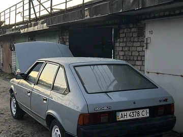 Авто  2141 1995 № 8301228