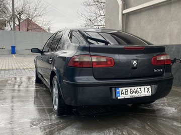 Авто Renault Laguna 2002 № 8301548