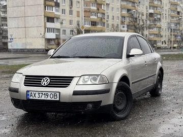 Авто Volkswagen Passat Sedan 2004 № 8301609