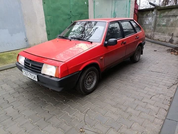 Авто ВАЗ 2109 1992 № 8301846