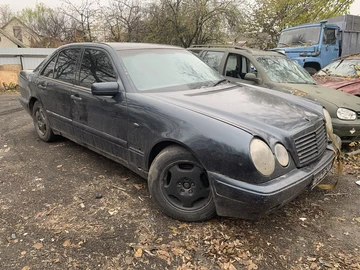 Авто Mercedes 240 1998 № 8301898