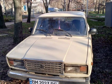 Авто ВАЗ 2107 1984 № 8301956