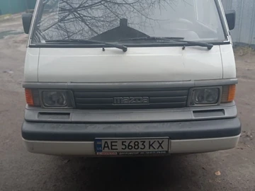 Авто Mazda E 2000 2200 Bus 1990 № 8301999