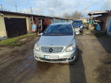 Авто Mercedes B Серия 2009 № 8302002