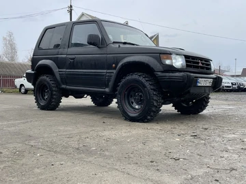 Авто Mitsubishi Pajero 2000 № 8302037