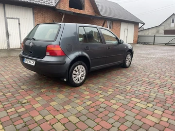 Авто Volkswagen Golf 1999 № 8302186