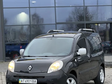 Авто Renault Kangoo Passenger 2008 № 8302191