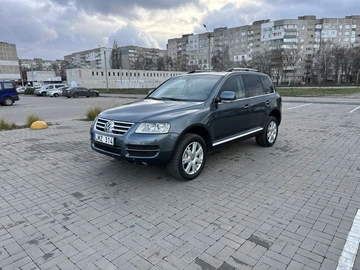 Авто Volkswagen Touareg 2006 № 8302240