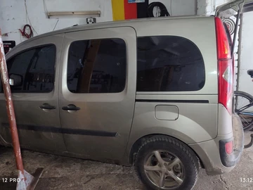 Авто Renault Kangoo Passenger 2009 № 8302252