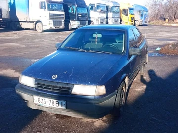 Авто Opel Vectra 1993 № 8302465