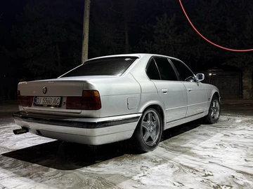 Авто BMW 5 Серия 1988 № 8302808