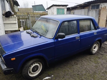 Авто ВАЗ 2107 1990 № 8302853