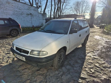 Авто Opel Astra 1992 № 8302909