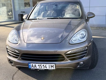Авто Porsche Cayenne 2013 № 8302911