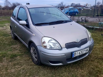 Авто Toyota Yaris 2004 № 8302983