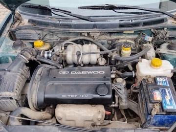 Авто Daewoo Nubira 1998 № 8303137