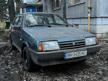 Авто ВАЗ 21099 2000 № 8303151