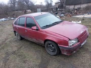 Авто Opel Kadett 1987 № 8303155