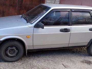 Авто ВАЗ 2109 2003 № 8303164