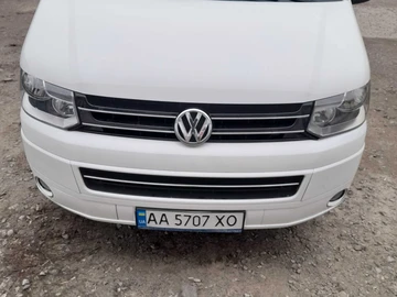 Авто Volkswagen Transporter 2015 № 8303392