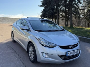 Авто Hyundai Elantra 2012 № 8303401
