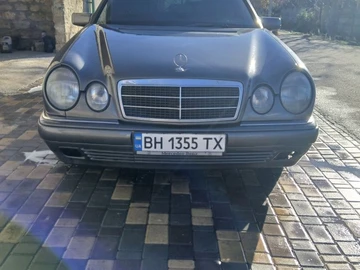 Авто Mercedes 220 1999 № 8303405