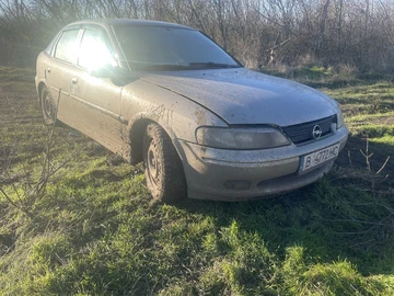 Авто Opel Vectra 1999 № 8303411