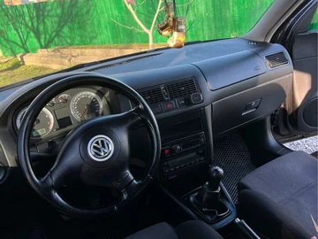 Авто Volkswagen Golf 2002 № 8303412