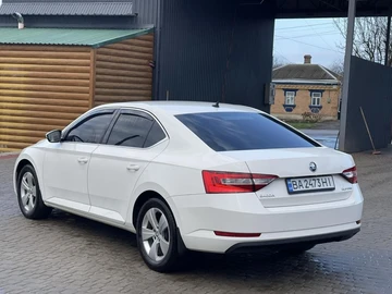 Авто Skoda Superb 2017 № 8303421