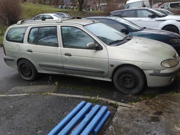Авто Renault Megane 2000 № 8303422