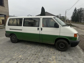 Авто Volkswagen Transporter 1996 № 8303448