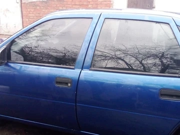 Авто Opel Vectra 1992 № 8303508