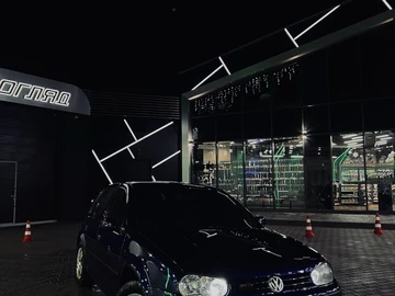 Авто Volkswagen Golf 2000 № 8303815