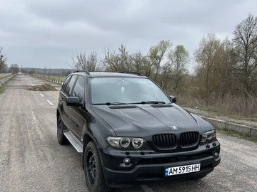 Авто BMW X5 2003 № 8304006