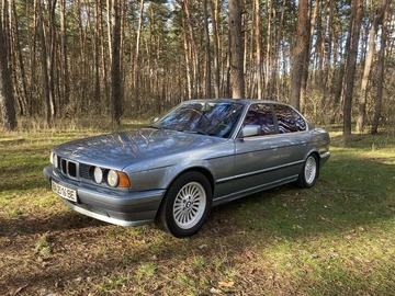 Авто BMW 5 Серия 1989 № 8304033