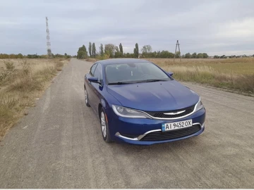 Авто Chrysler 200 2015 № 8304039