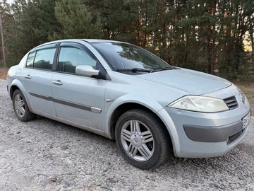 Авто Renault Megane 2004 № 8304040