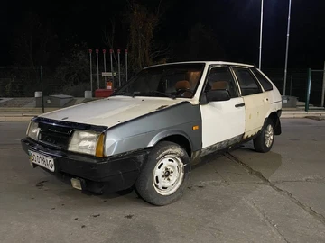 Авто ВАЗ 2109 1994 № 8304048