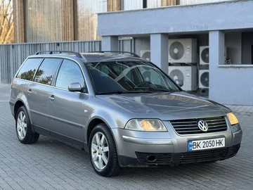 Авто Volkswagen Passat Variant 2003 № 8304057