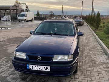 Авто Opel Vectra 1995 № 8304141