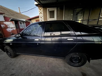 Авто ВАЗ 2112 2007 № 8304191