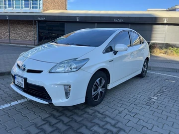 Авто Toyota Prius 2014 № 8304333
