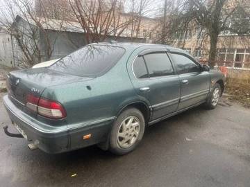 Авто Nissan Maxima 1998 № 8304365